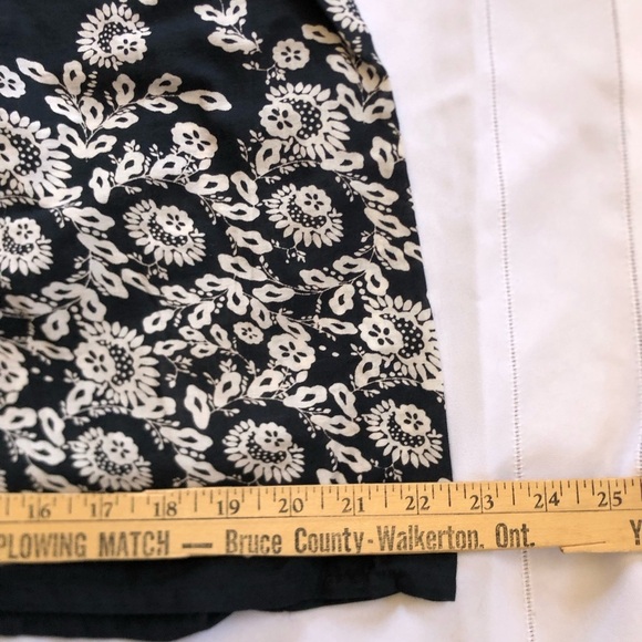 Navy and White Floral Dress with Lace Accents - Picture 10 of 16